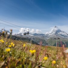 combi cable car Sunnegga-Blauherd | © Christian Pfammatter The combi cable car runs between Sunnegga and Blauherd and the Matterhorn can be seen in the background. | © Christian Pfammatter